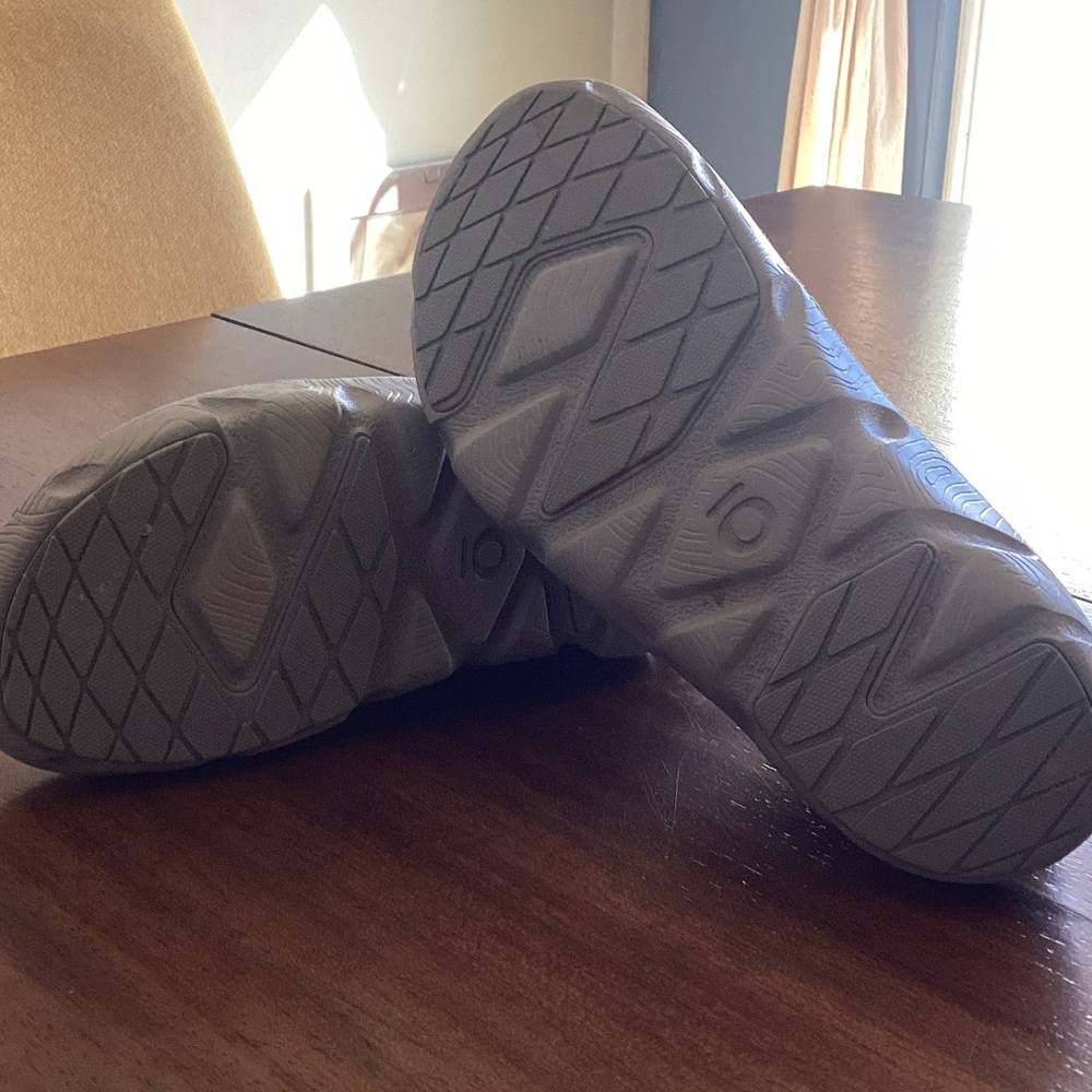 Oboz Women's Quilted Mules 8 - Picture 5 of 8